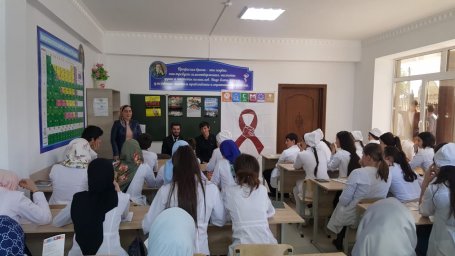 В Гуманитарном колледже г. Сунжа провели совместную лекцию - семинар с НКО &laquo;Новые горизонты&raquo; 3