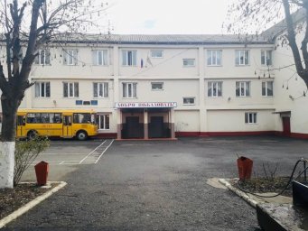 Сегодня в ГБОУ СОШ 9 г. Назрань провели очередную лекцию для старшеклассников