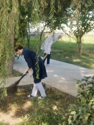 Субботник на территории центра 2