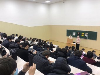 Студентам колледжа при ИнГУ рассказали о проблеме СПИДа 5