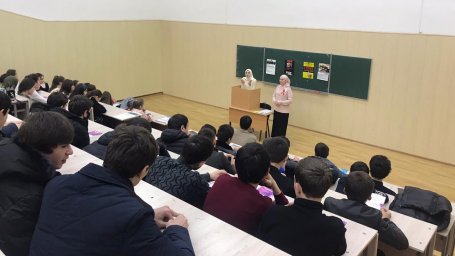 Студентам колледжа при ИнГУ рассказали о проблеме СПИДа 4